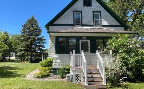 306 Main Street S Underwood MN 56586