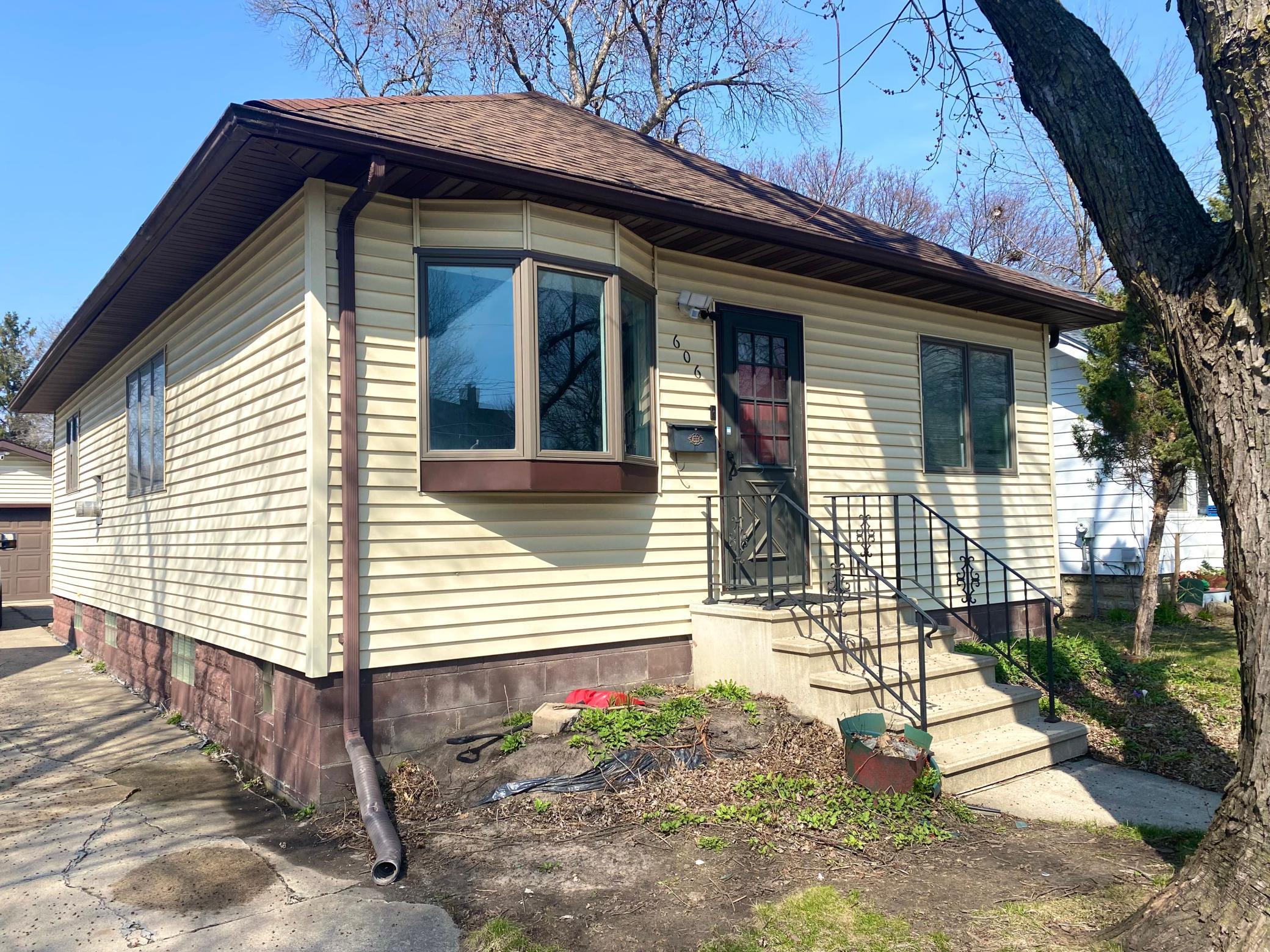 606 7th Avenue NW Austin MN 55912