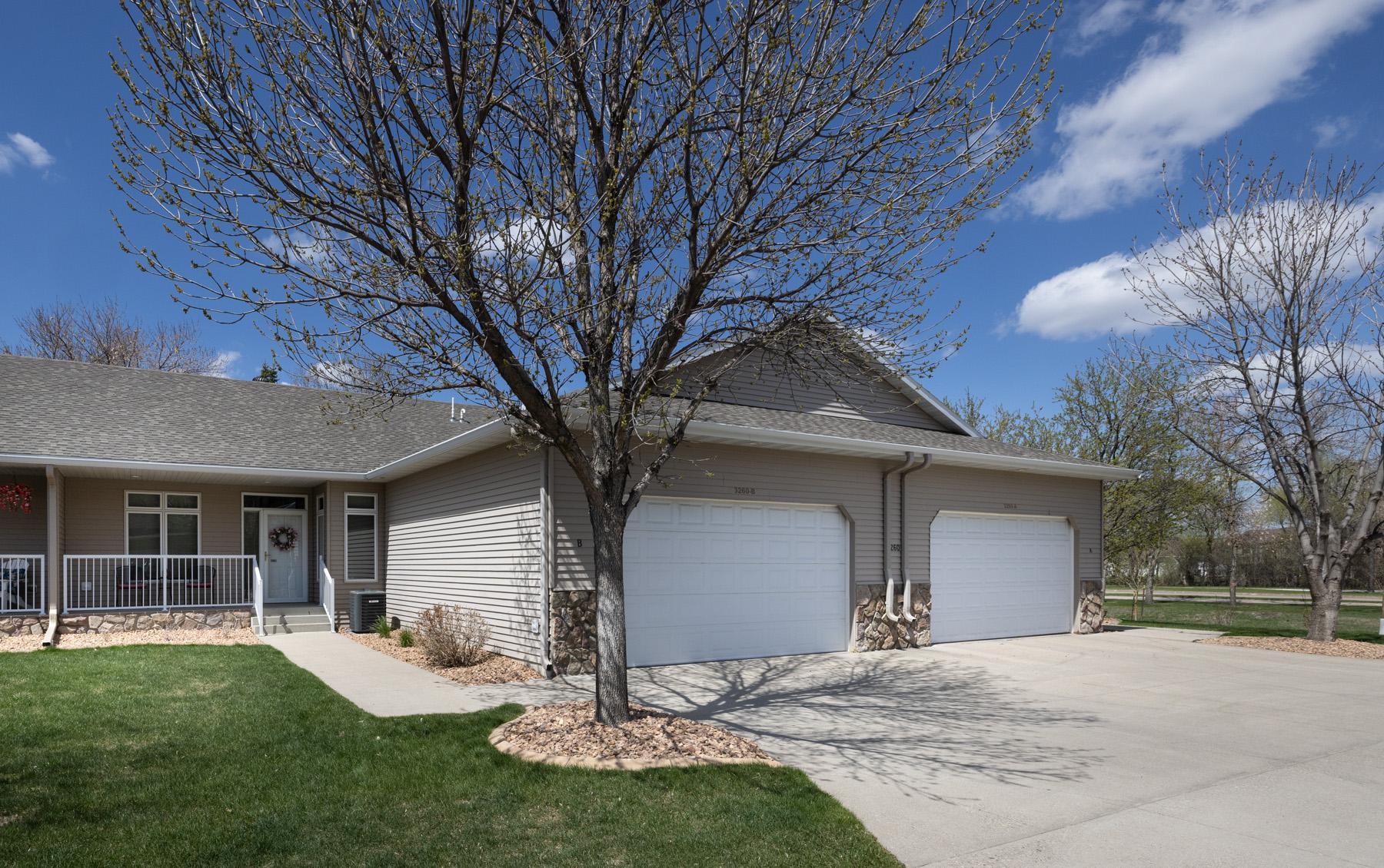 3260 40th Avenue S Fargo ND 58104