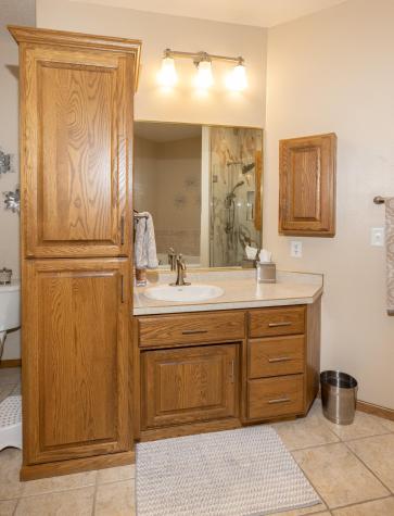 3260 40th Avenue S Fargo ND 58104