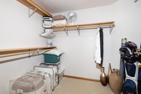 3260 40th Avenue S Fargo ND 58104