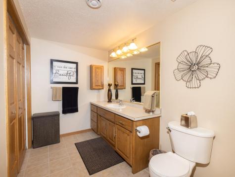 3260 40th Avenue S Fargo ND 58104
