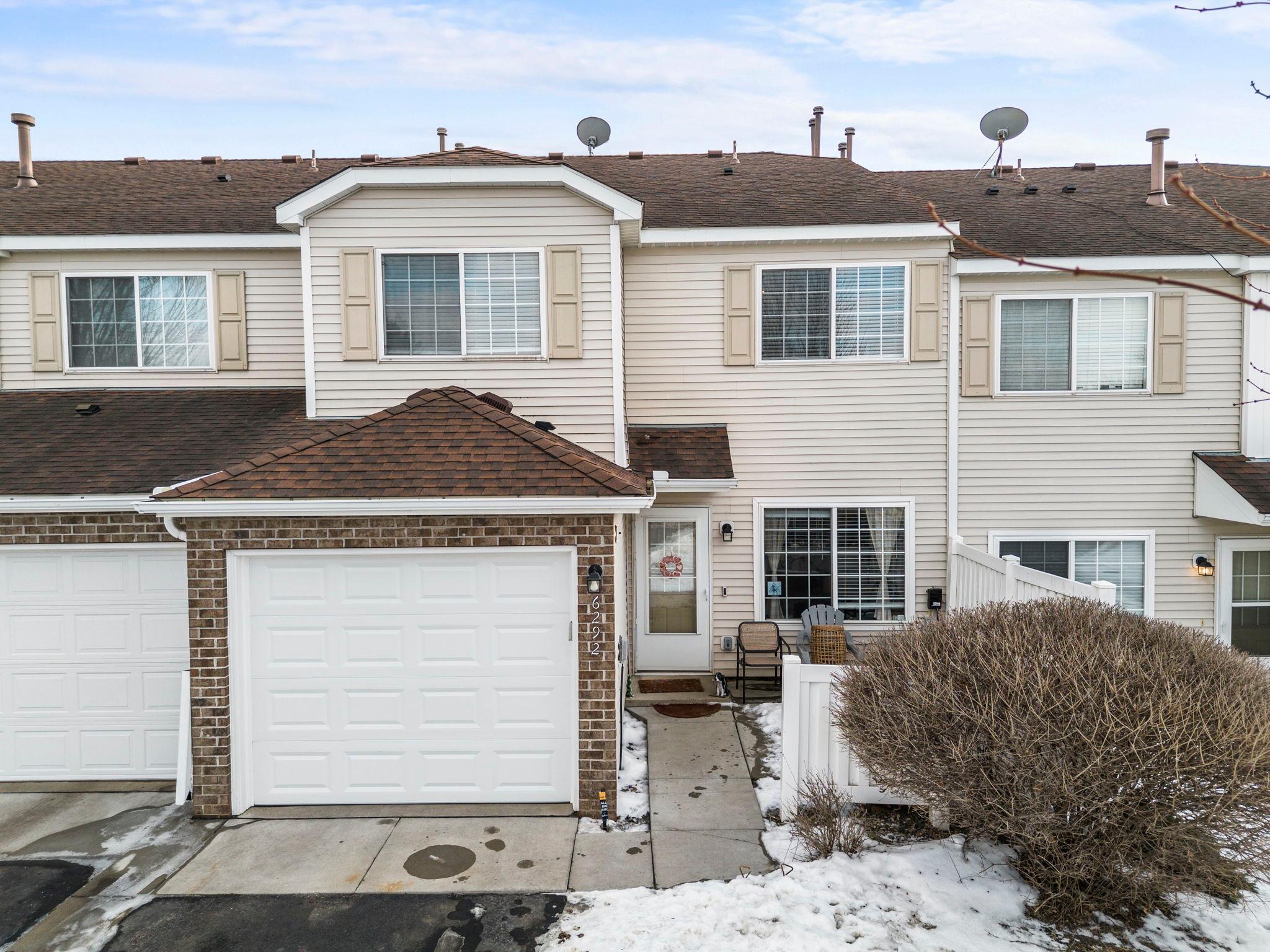 6292 158th Street W Apple Valley MN 55124