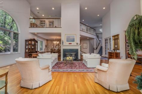 6323 Timber Trail Edina MN 55439