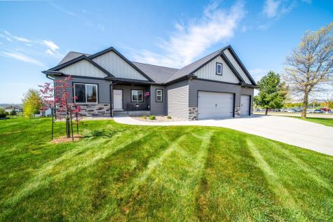 17108 Hilltop Lane SE Chatfield MN 55923