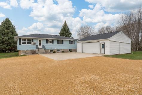235 390th Avenue Janesville MN 56048