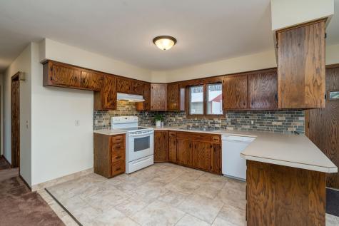 235 390th Avenue Janesville MN 56048