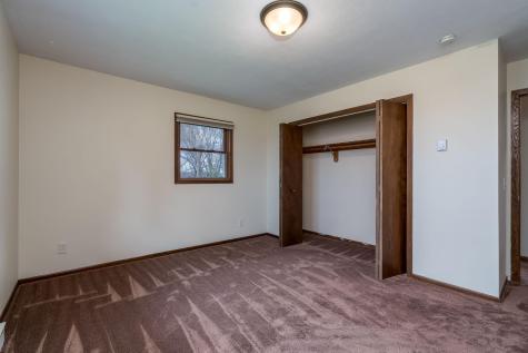 235 390th Avenue Janesville MN 56048