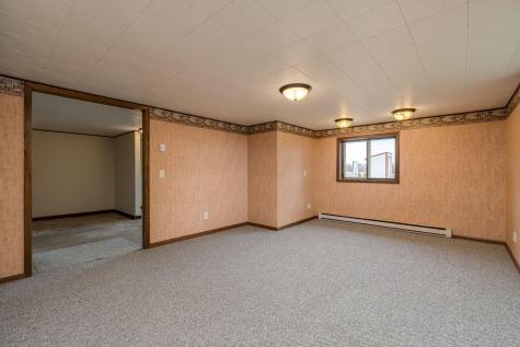235 390th Avenue Janesville MN 56048