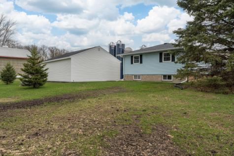 235 390th Avenue Janesville MN 56048