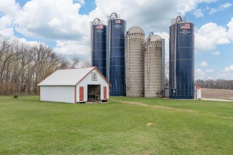 235 390th Avenue Janesville MN 56048