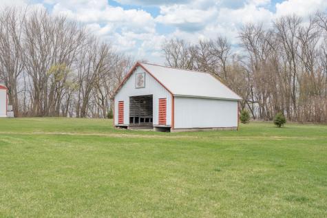 235 390th Avenue Janesville MN 56048