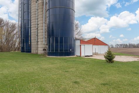 235 390th Avenue Janesville MN 56048