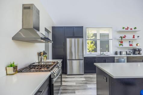 1021 Gardner Street E Wayzata MN 55391