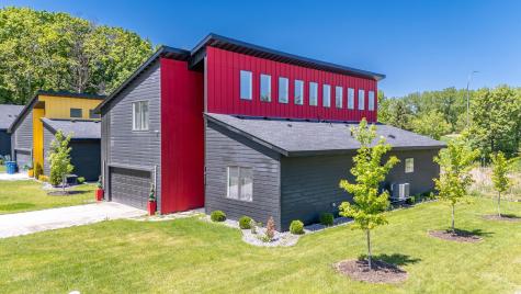 1021 Gardner Street E Wayzata MN 55391