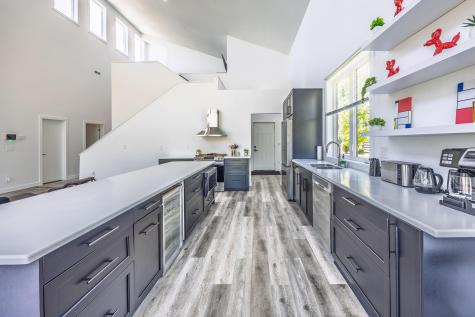 1021 Gardner Street E Wayzata MN 55391