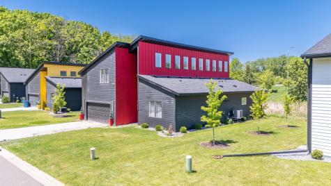 1021 Gardner Street E Wayzata MN 55391