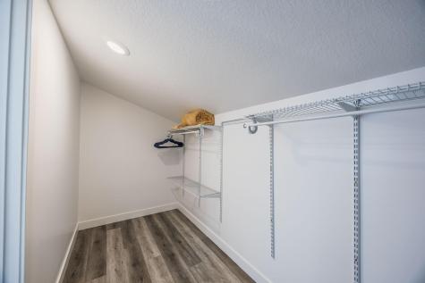 1021 Gardner Street E Wayzata MN 55391