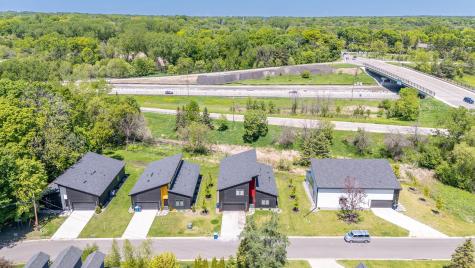 1021 Gardner Street E Wayzata MN 55391