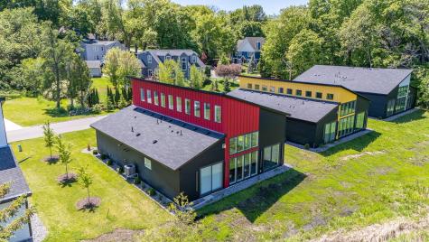 1021 Gardner Street E Wayzata MN 55391
