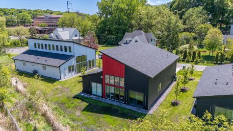 1021 Gardner Street E Wayzata MN 55391