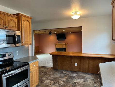 316 Buckwheat Avenue Windom MN 56101