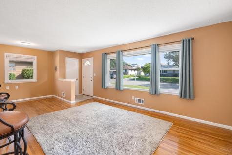 655 57th Avenue NE Fridley MN 55432