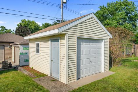 655 57th Avenue NE Fridley MN 55432