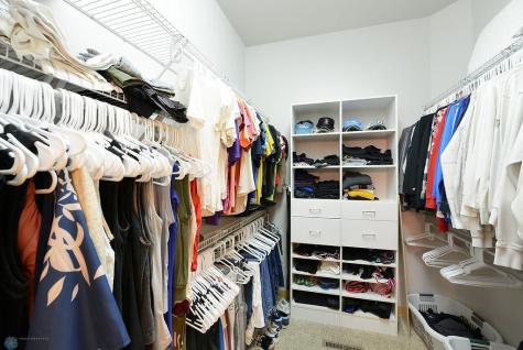 4703 Woodhaven Street S Fargo ND 58104