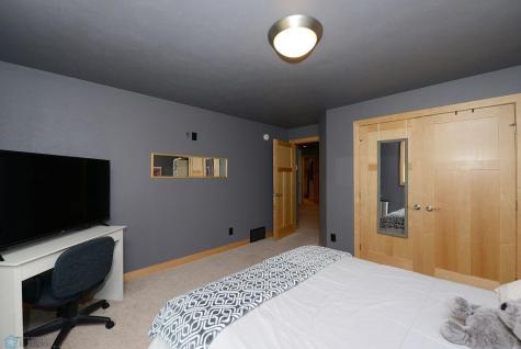 4703 Woodhaven Street S Fargo ND 58104