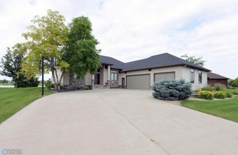 4703 Woodhaven Street S Fargo ND 58104