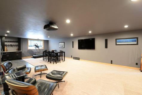 4703 Woodhaven Street S Fargo ND 58104