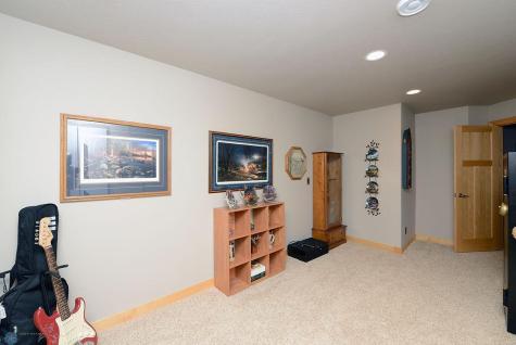 4703 Woodhaven Street S Fargo ND 58104