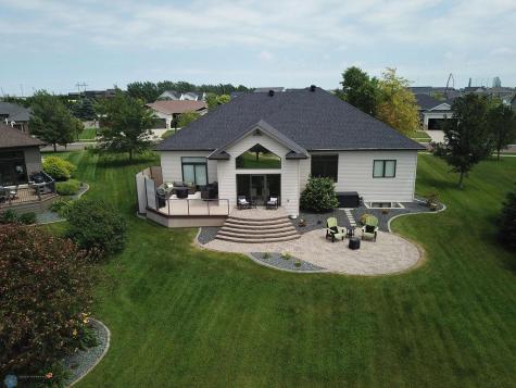 4703 Woodhaven Street S Fargo ND 58104