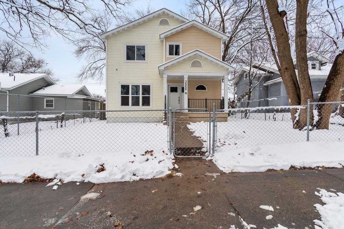 3550 Queen Avenue N Minneapolis MN 55412