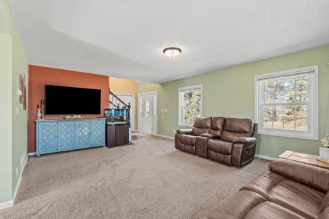 9270 261st Avenue NW Zimmerman MN 55398