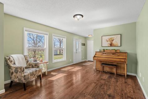 9270 261st Avenue NW Zimmerman MN 55398
