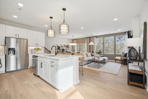 9301 Larimar Trail Eden Prairie MN 55347