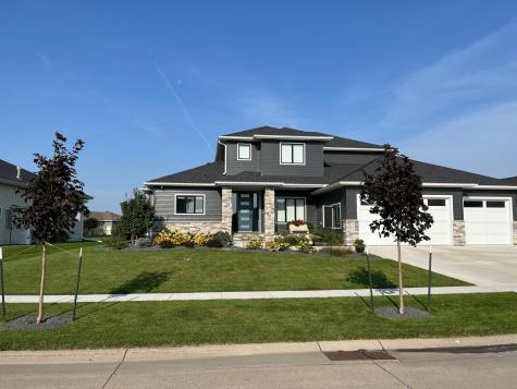 324 25th Avenue E West Fargo ND 58078
