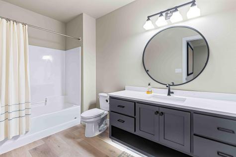 324 25th Avenue E West Fargo ND 58078