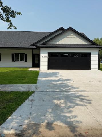 438 4th Street Wyndmere ND 58081