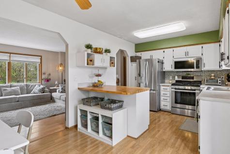 9875 Hamline Avenue N Circle Pines MN 55014