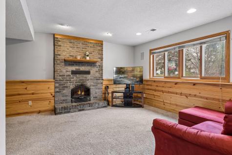 9875 Hamline Avenue N Circle Pines MN 55014