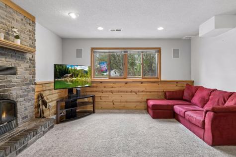 9875 Hamline Avenue N Circle Pines MN 55014