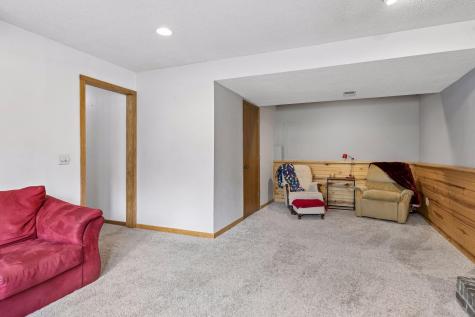 9875 Hamline Avenue N Circle Pines MN 55014