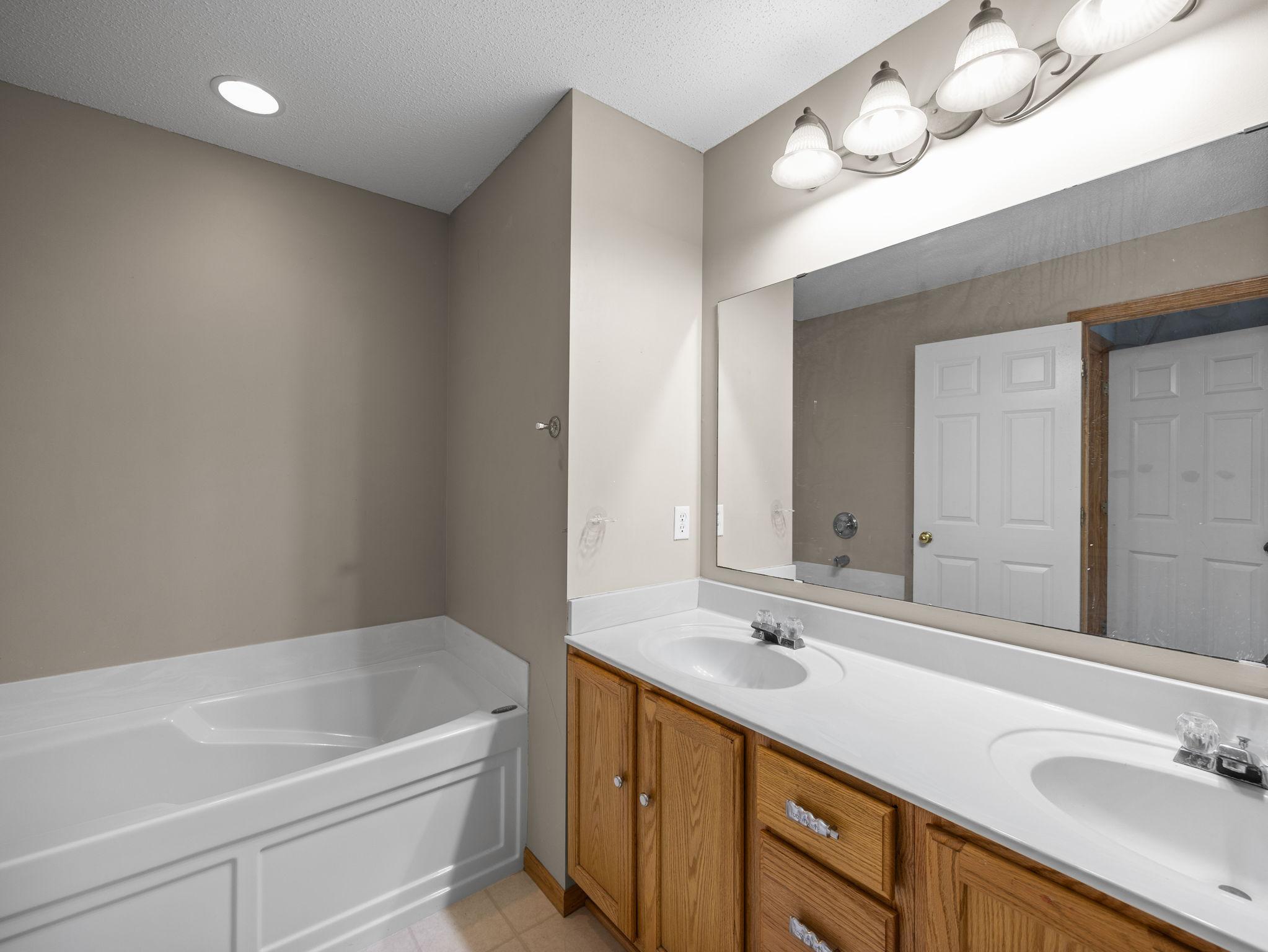 6524 154th Street W Apple Valley MN 55124