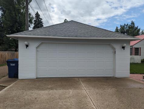 107 7th Avenue W Lisbon ND 58054