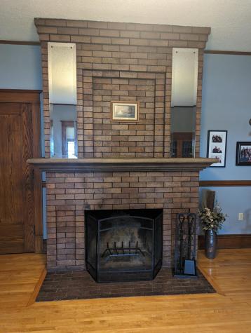107 7th Avenue W Lisbon ND 58054