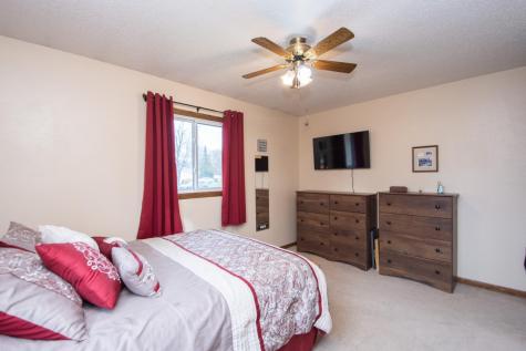 719 5th Avenue W West Fargo ND 58078