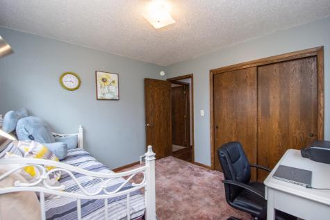 719 5th Avenue W West Fargo ND 58078